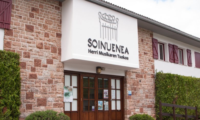 Soinuenea museoaren sarrera