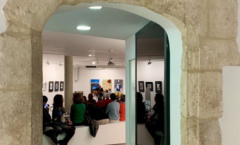 Interior de la sala d'exposicions