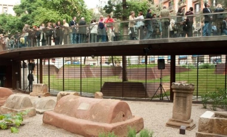 Dins i fora de la ciutat romana