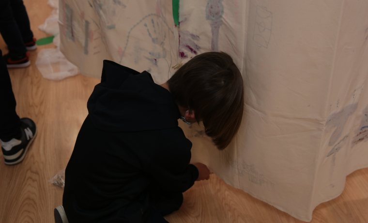 familias en taller Museo ICO