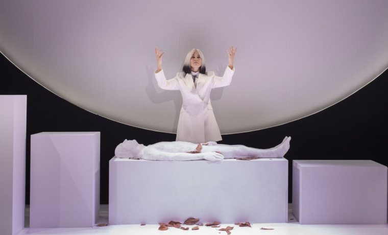 Escena de Marcela. Derechos de autor: Concha De La Rosa – Fotografía