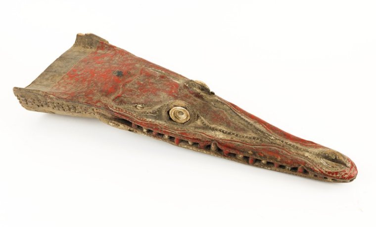 Proa de canoa amb forma de cocodril dels iatmul