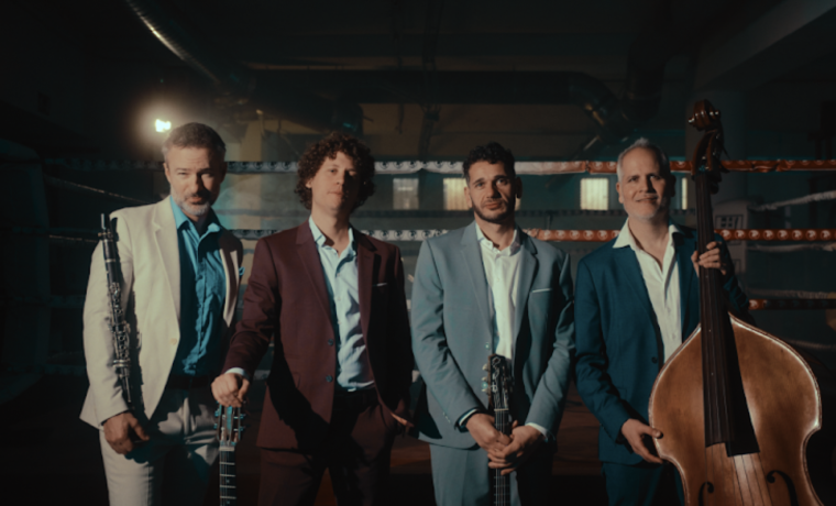 Foto de la banda musical "PUNCH TRIO feat. Adrian Cunningham"