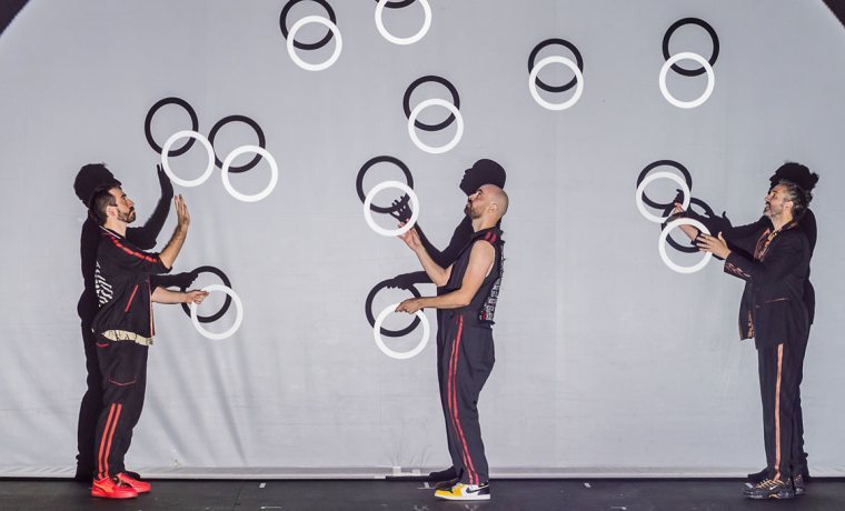 Escena del espectáculo de circo "Todo lo posible"