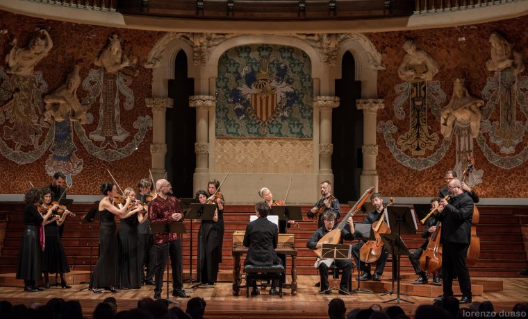 Músics de Vespres d'Arnadí a l'escenari del Palau