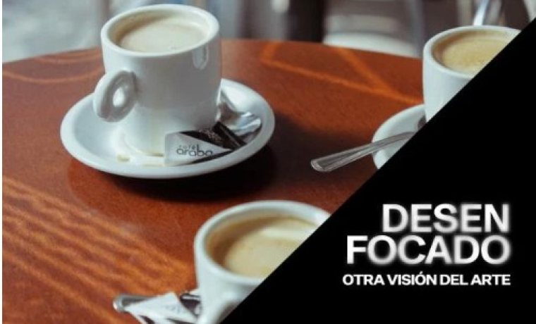 Cartel Café y tertulia: Desenfocado