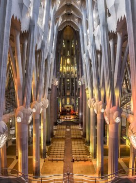 Enllaç a la fitxa de l'equipament Basílica de la Sagrada Família