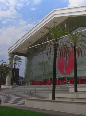 Enllaç a la fitxa de l'equipament Teatre Nacional de Catalunya